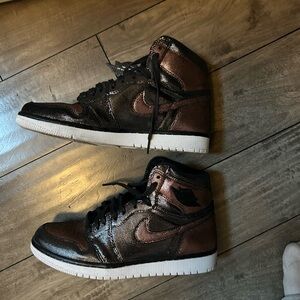 Nike Air Jordan 1 High - Bronze and Black